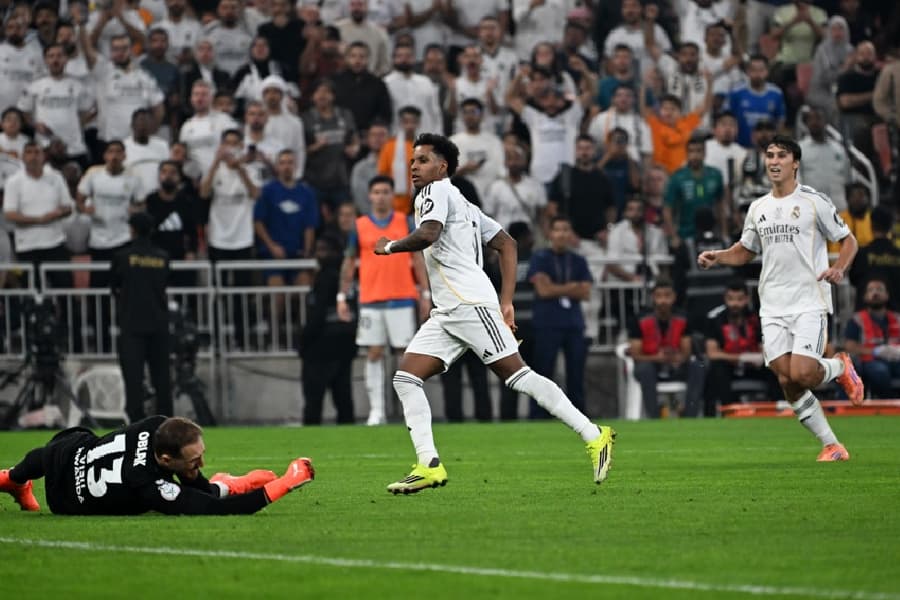 Real Madrid vence e fará El Clásico contra Barcelona na final