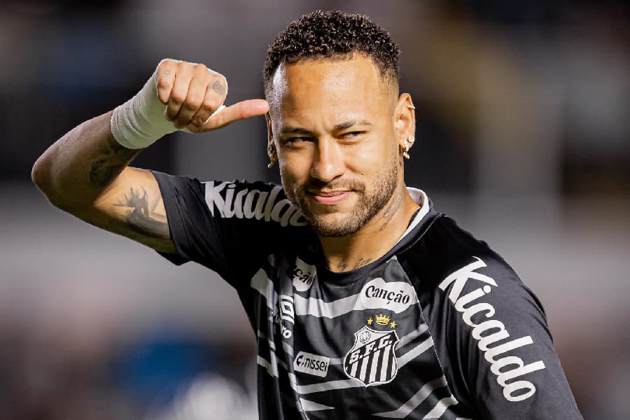 Neymar está recuperado de uma cirurgia no joelho esquerdo - Raul Baretta/Divulgação/Santos FC