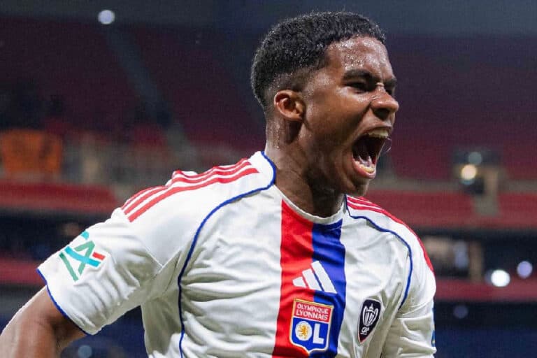 Lyon de Endrick engata 11 vitórias seguidas e pode bater recorde