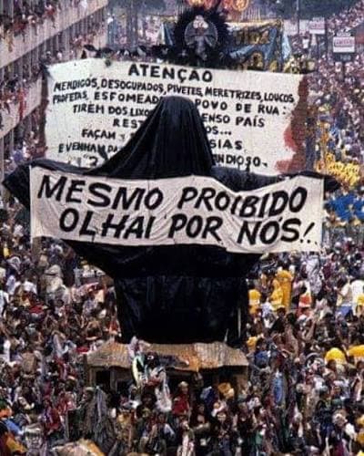 Desfile da Beija Flor no carnaval de 1989 - Reprodução