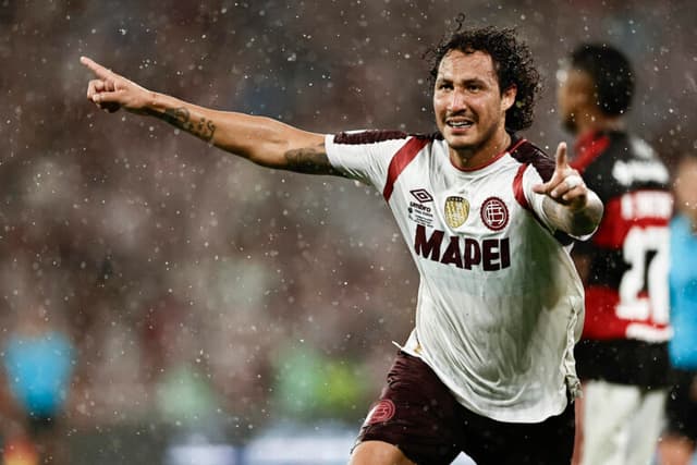 Lanús vence Flamengo no Maracanã e é campeão da Recopa 2026
