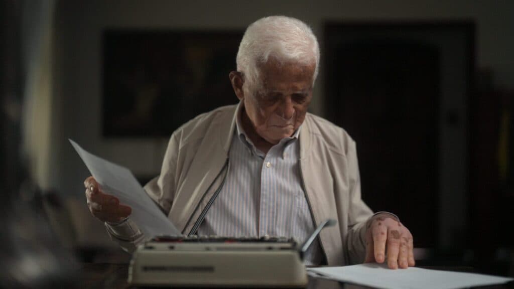 Aquino e a Olivetti - frame do filme - Carol Quintanilha/DAFB
