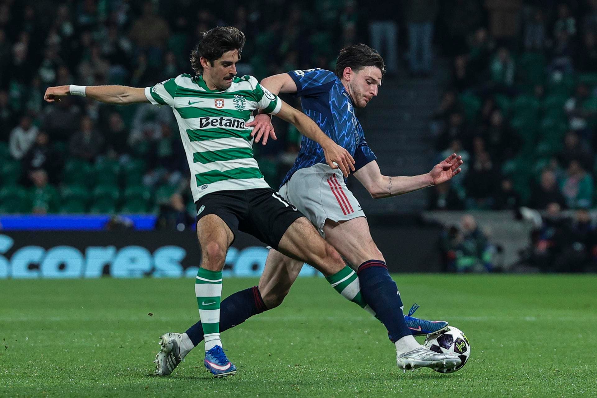 Sporting e Arsenal fizeram jogo disputado e sem gols em Lisboa - Miguel A. Lopes/EFE
