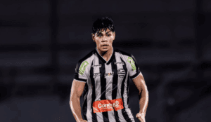 Napoli negocia contratação de jogador de time do interior mineiro