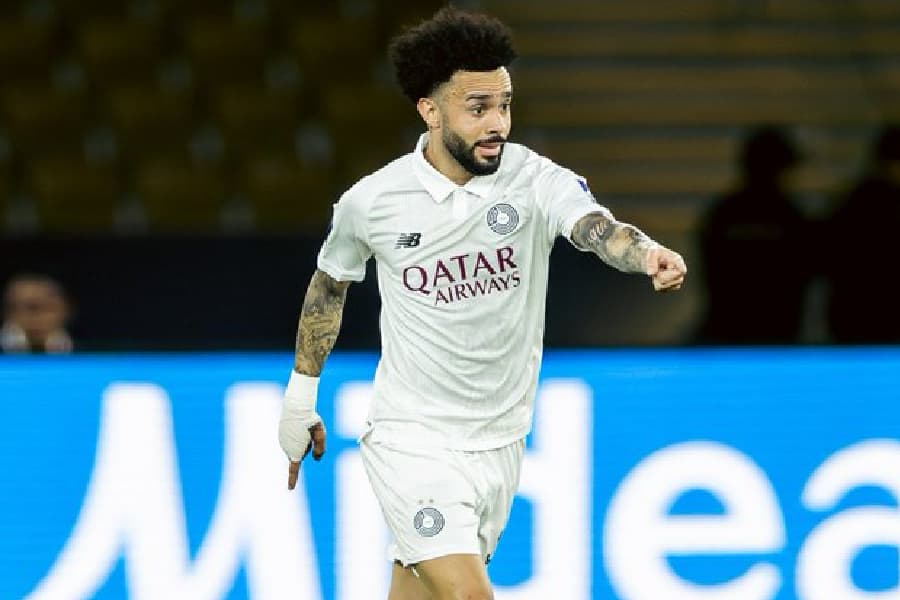 Claudinho isola pênalti e Al-Sadd cai na Champions Asiática