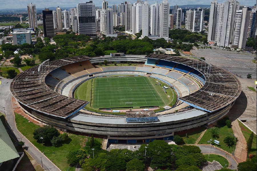 Goiás avalia levar jogo contra o Cruzeiro para o Serra Dourada