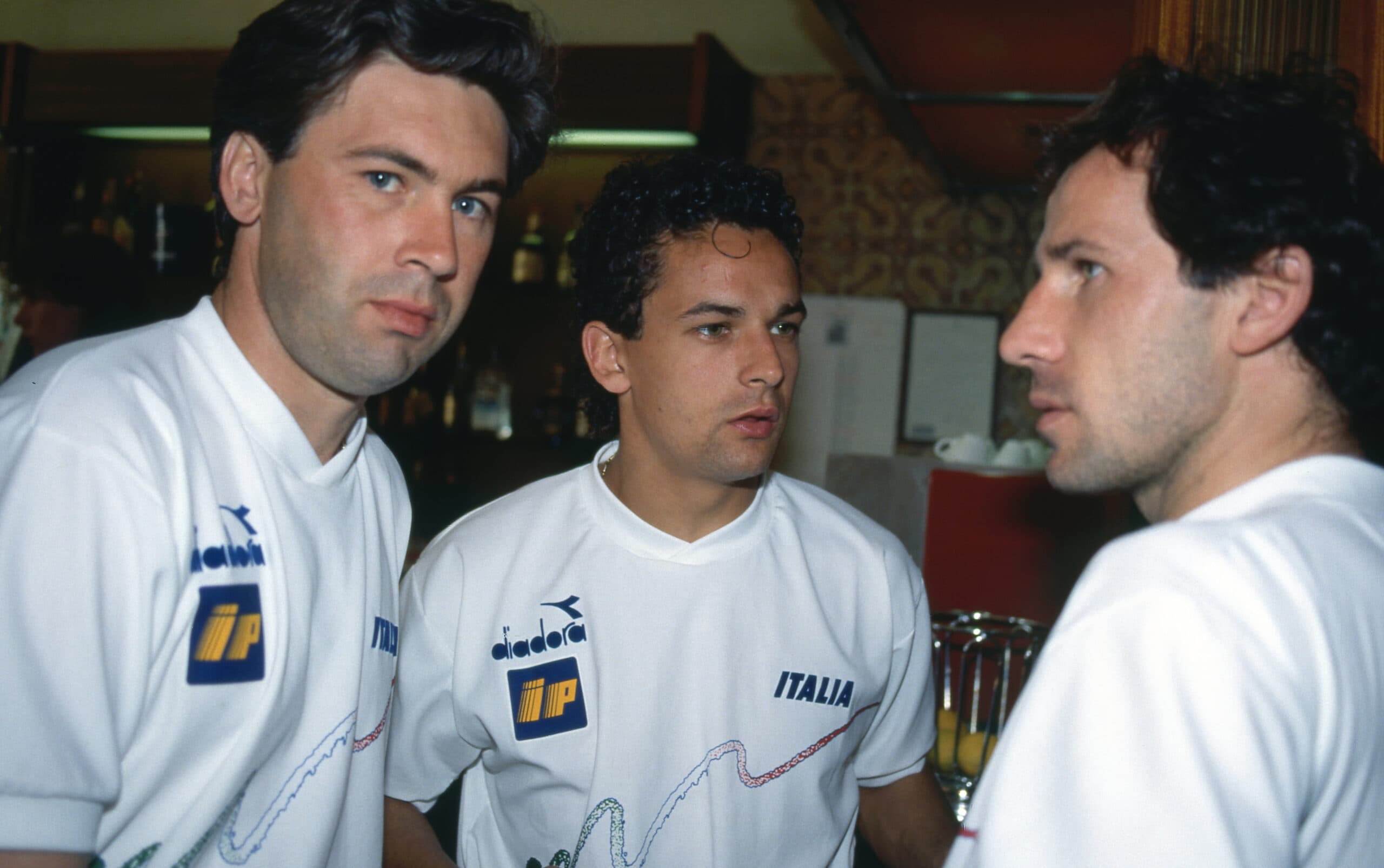 Ancelotti, Roberto Baggio e Baresi durante a Copa do Mundo de 1994 - Juventus FC via Getty Images