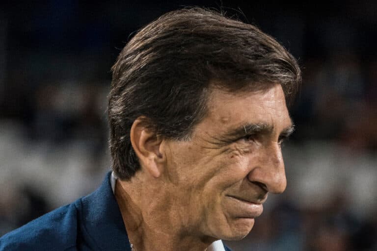 Racing demite técnico após queda na Sul-Americana