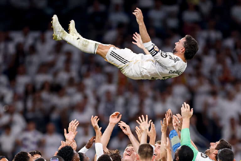 Real Madrid vence Athletic Bilbao em dia de despedidas
