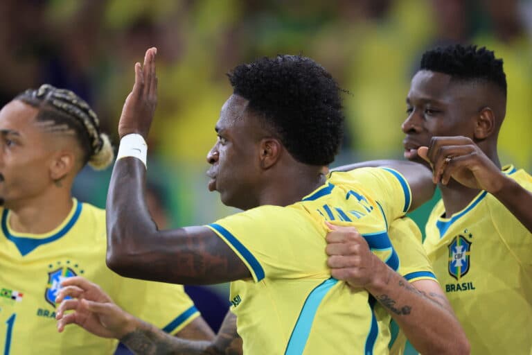 Tem estrela! Brasil se despede da torcida no Maracanã com goleada sobre o Panamá