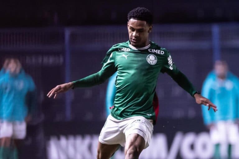 Joia do Palmeiras, Eduardo Conceição é relacionado para o jogo contra a Chapecoense