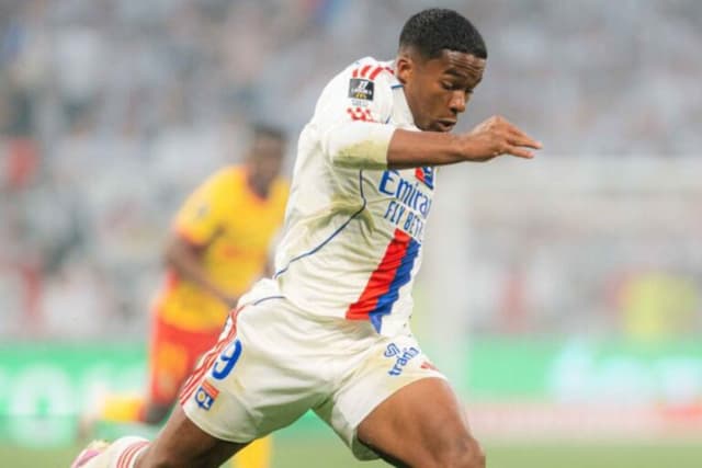 Em despedida de Endrick, Lyon leva sacode do Lens em casa