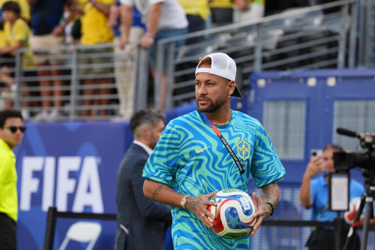 Técnico do Haiti vê chance de vitória histórica sem Neymar