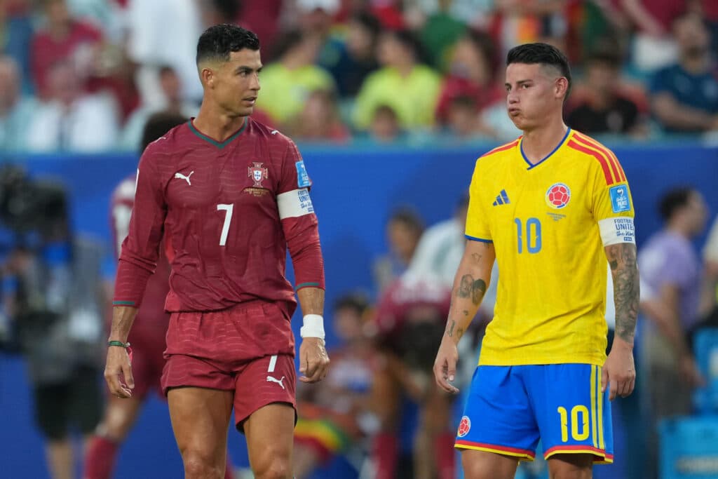 VAR anula gol da Colômbia e empate contra Portugal classifica ambos paras as oitavas