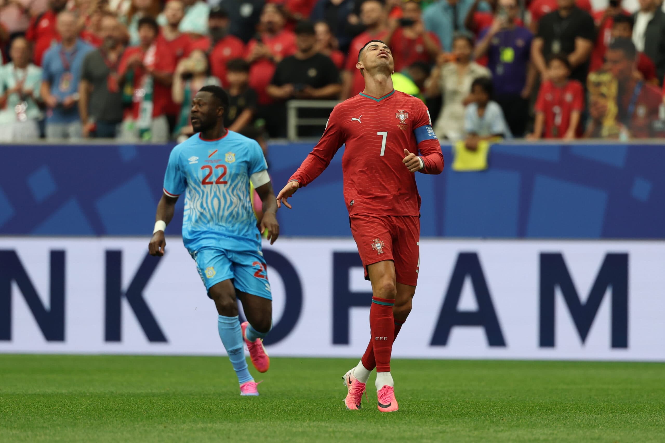 Ronaldo lamenta oportunidade perdida por Portugal na partida - Carlos Ramírez/EFE