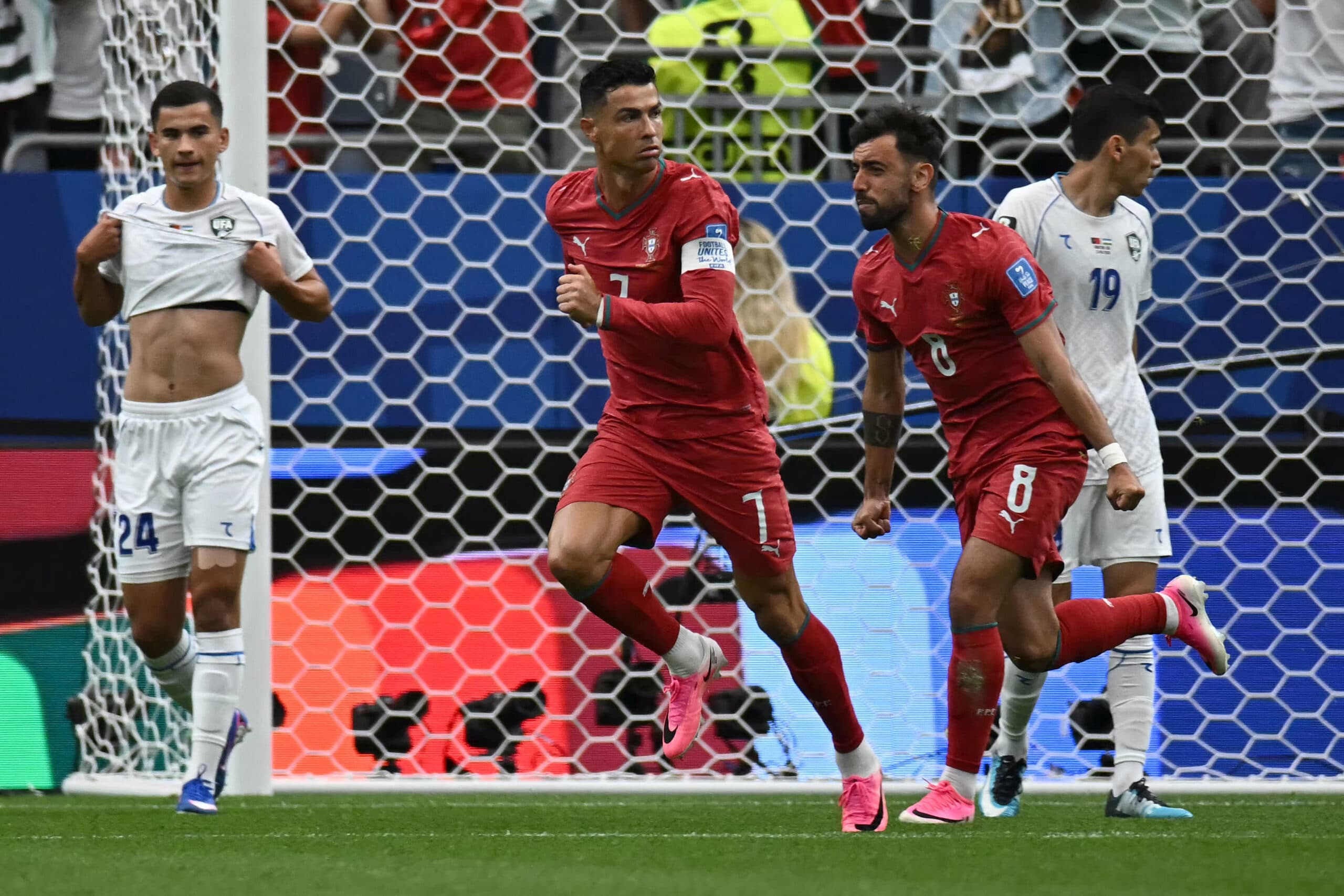 Recordista, relembre o primeiro gol de Cristiano Ronaldo em Copas