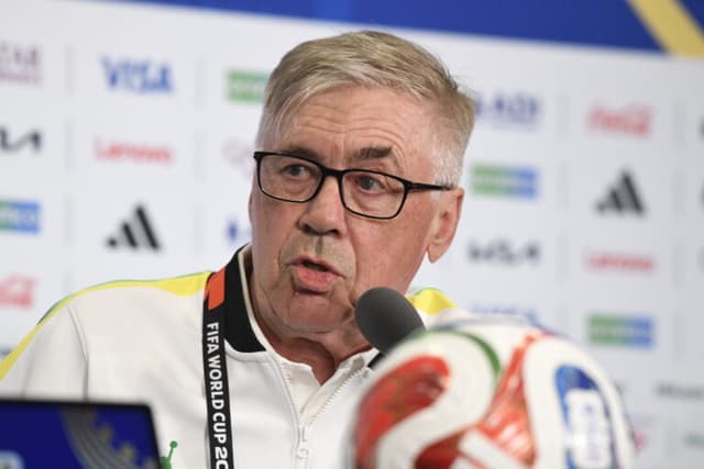 Ancelotti indica mudanças, mas pede paciência por Endrick na Copa