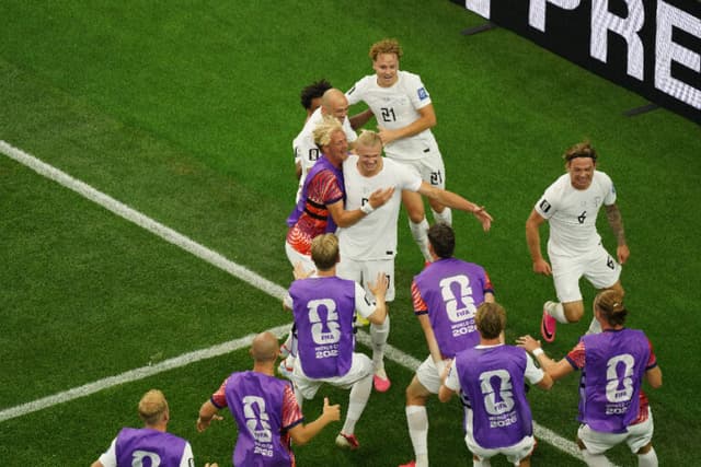 Haaland decide no fim, Noruega vence Costa do Marfim e avança