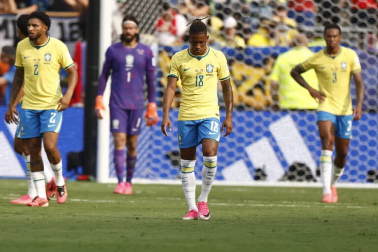 Jornal argentino detona eliminação do Brasil: ‘Tapa na cara da história’