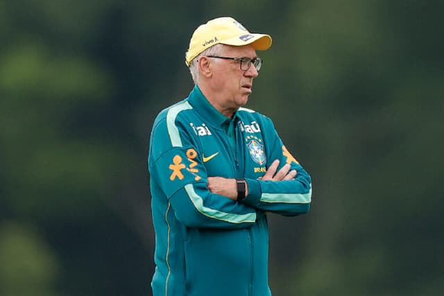 Dirigente revela contato para Ancelotti treinar a seleção italiana