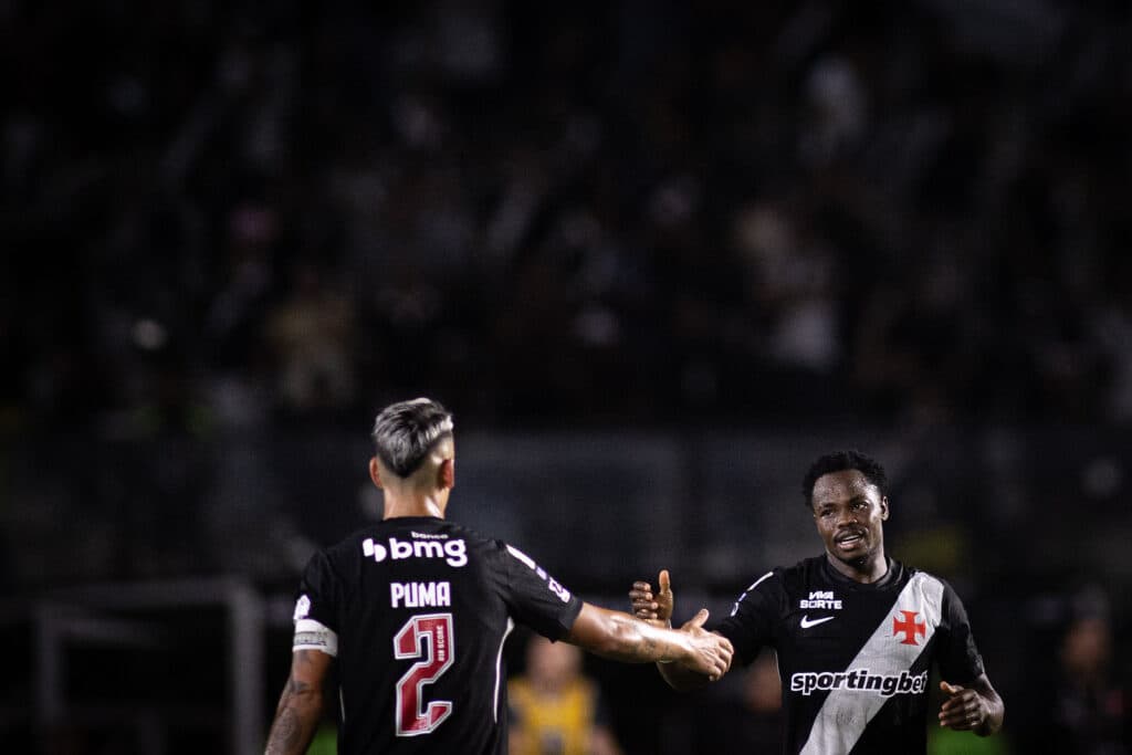Puma Rodríguez e Andrés Gómez, do Vasco (Matheus Lima/Vasco)