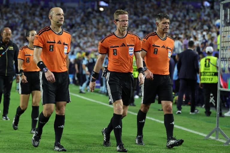 Partida entre França e Marrocos terá novidade no VAR, diz jornal