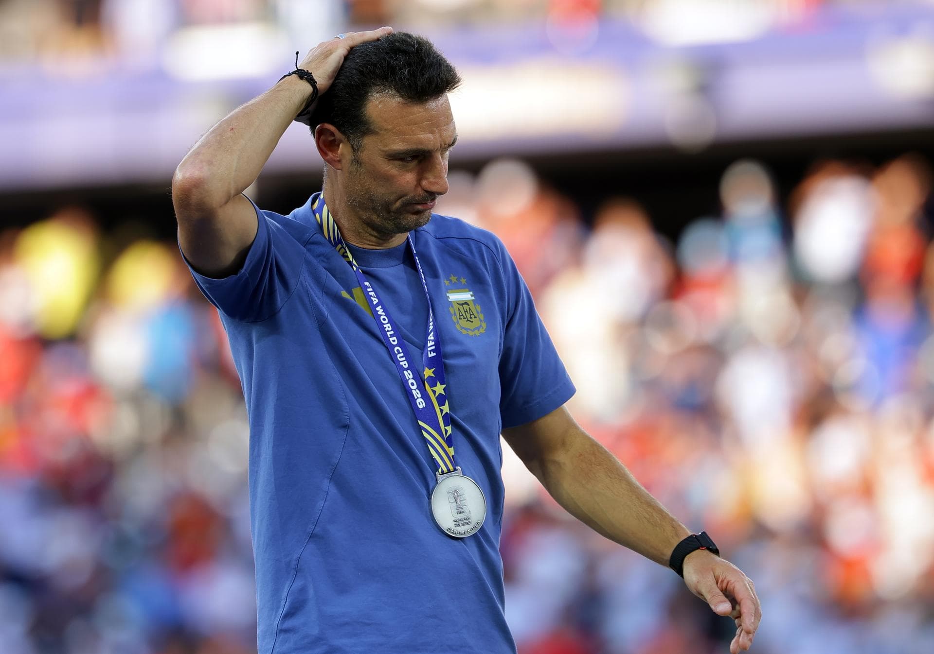 Scaloni desaba em choro e não garante permanência: ‘Dói profundamente’