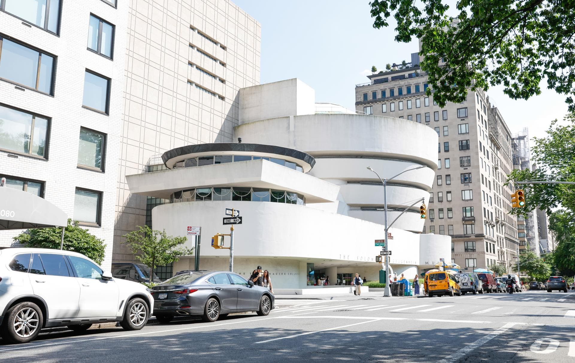 Vista externa do Museu Guggenheim em Nova York, um dos endereços que apresentaram evidências da bactéria Legionella - Kena Betancur/EFE