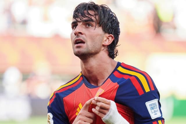 Herói improvável, Ferran Torres entra na lista de autores de gol de título da Copa