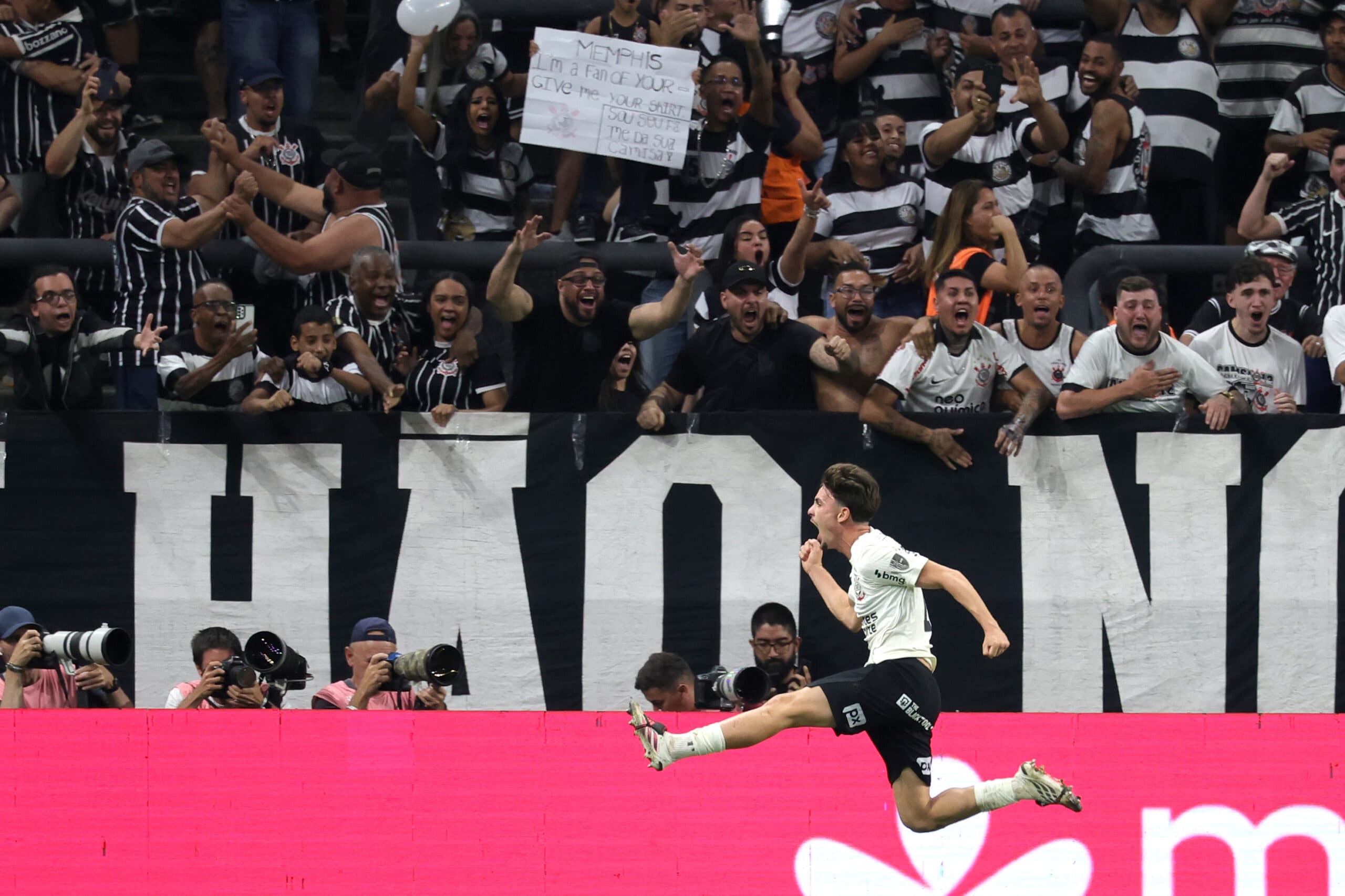Acesso liberado: Corinthians chega às quartas da Libertadores pela 6ª vez