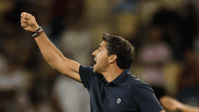Sormani questiona trajetória de Abel Ferreira antes do Palmeiras