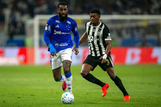 Atlético x Cruzeiro em aberto: quem leva vantagem em mata-matas