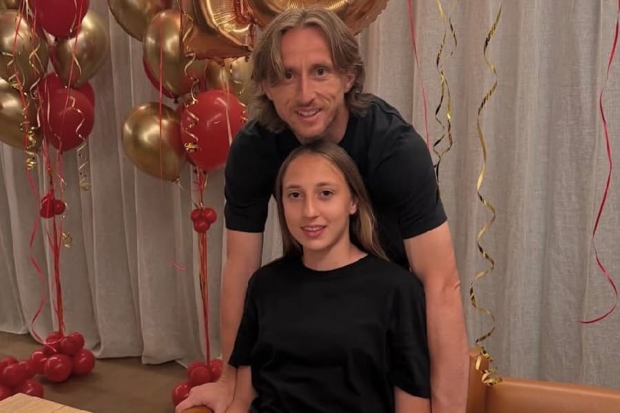 Filha de Modric inicia carreira na base do Real Madrid
