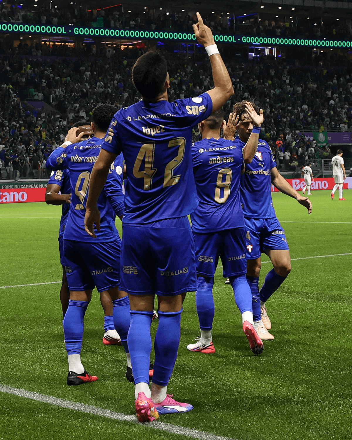 Palmeiras em alta: as chances de título e rebaixamento do Brasileirão