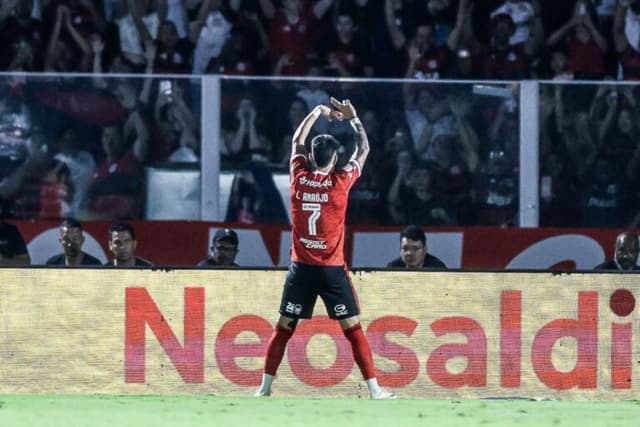 Flamengo atropela o Mirassol no interior e acirra caça ao líder Palmeiras
