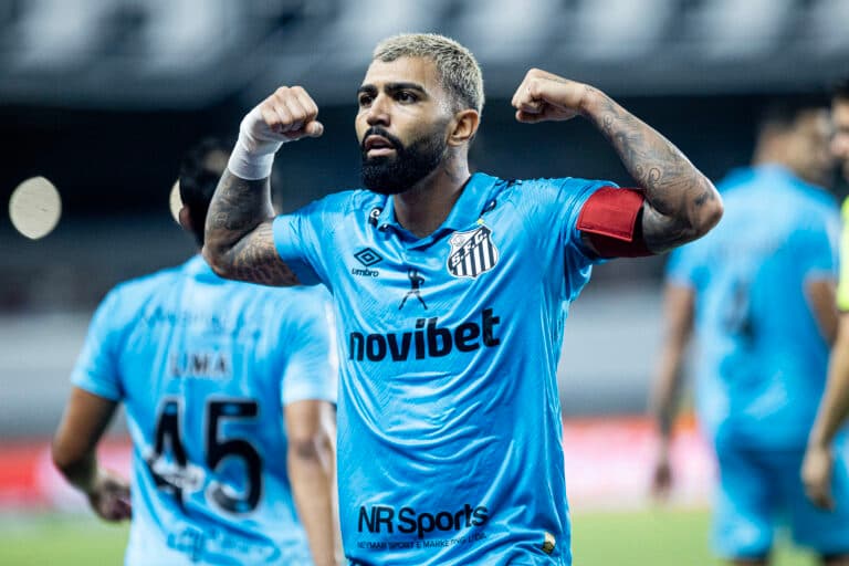 Boa fase de Gabigol pressiona Santos e gera temor por novo ‘trampolim’