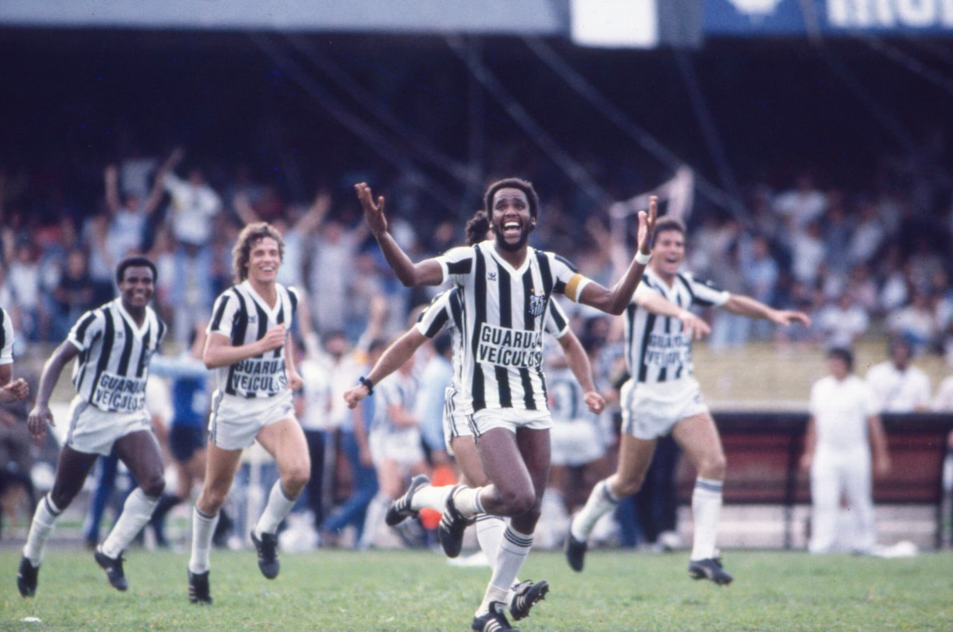 Santos de Adidas: relembre parceria nos anos 80