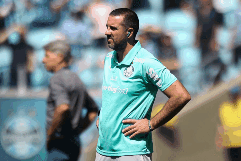 Substituto de Abel minimiza empate contra o Grêmio: ‘Faltam 16 finais’