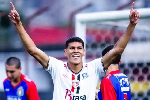 São Caetano: clube que já foi vice da Libertadores leva 12 gols em dois jogos
