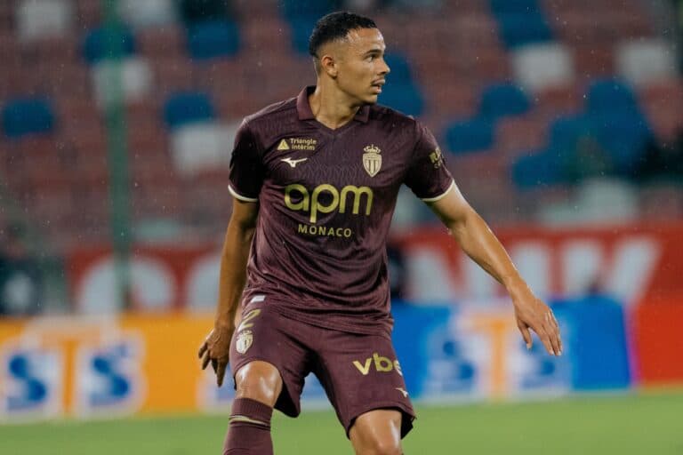 Vanderson é convocado para seleção após corte de Wesley por lesão