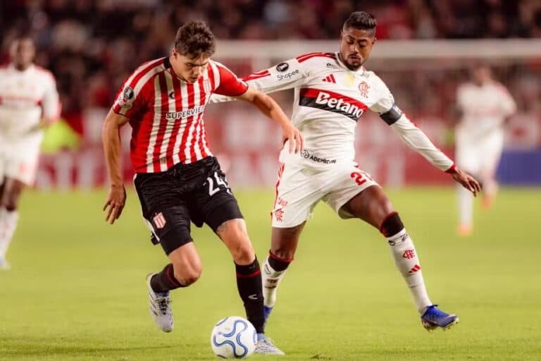 Rossi garante empate do Flamengo contra Estudiantes na ida da semifinal