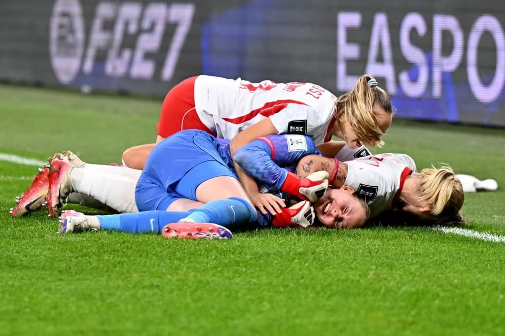 Copa Feminina 2027: favoritas confirmam vaga e Polônia surpreende