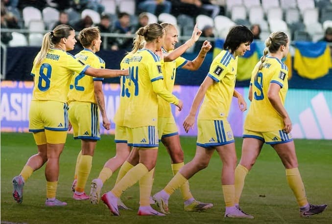 Jogadoras ucranianas comemoram a vitória - Foto: Divulgação/Federação Ucraniana