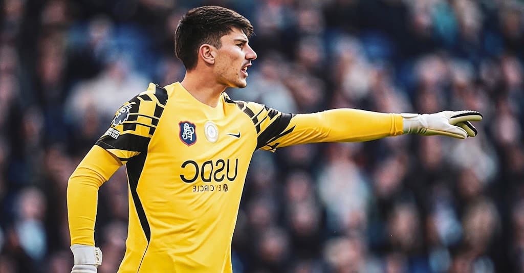 Chelsea: Xabi Alonso compara jovem jóia a Courtois