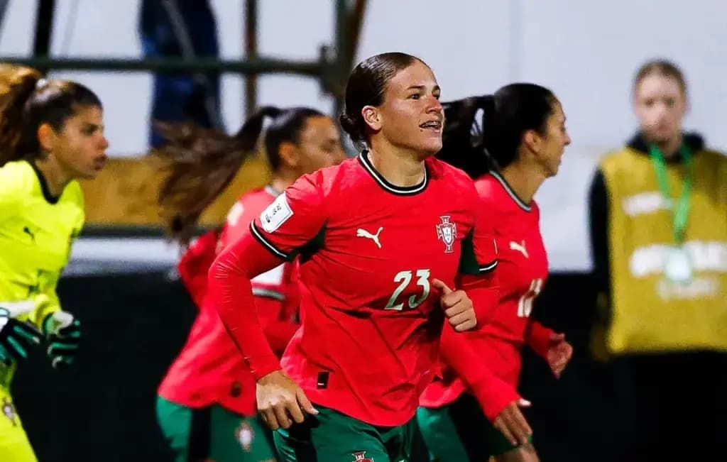Telma Encarnação comemorando seu gol contra a Irlanda do Norte - Foto: Divulgação