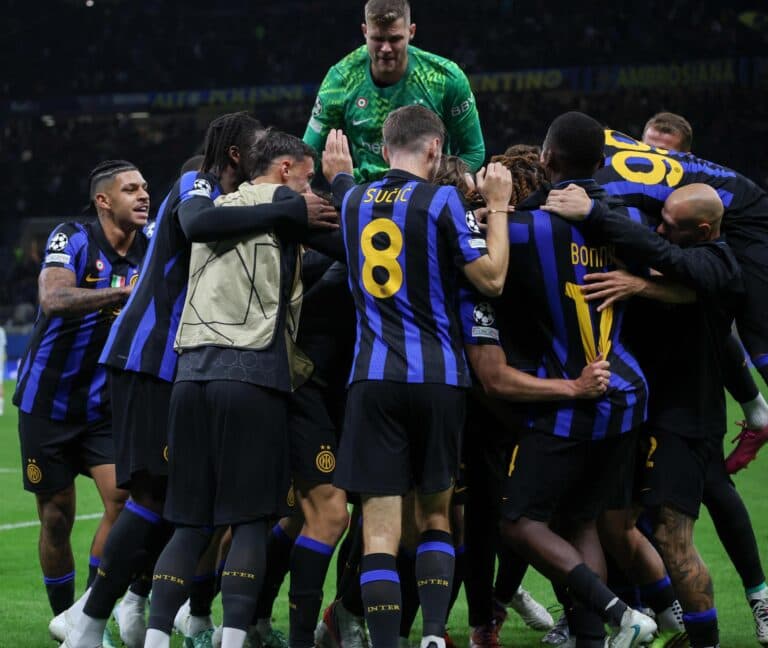 Inter de Milão supera expulsão e vence o Shakhtar pela Champions