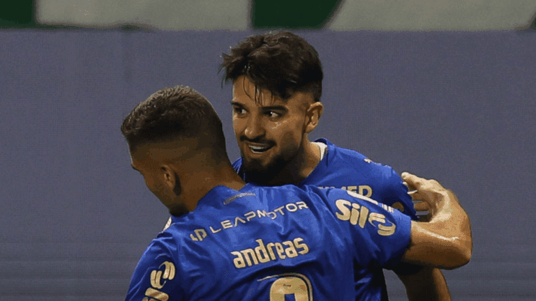 Palmeiras mantém invencibilidade de quase um ano em clássicos