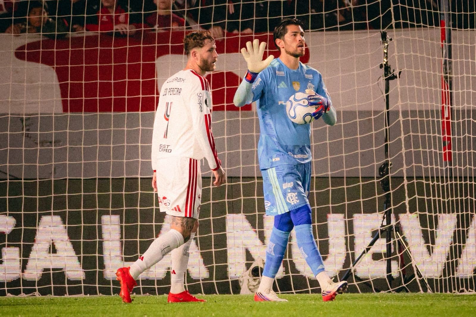 Raisa Simplicio: Flamengo jogou mal contra o Estudiantes na Libertadores?