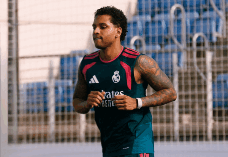 Rodrygo volta a treinar no Real Madrid e empolga torcida com vídeo nas redes sociais