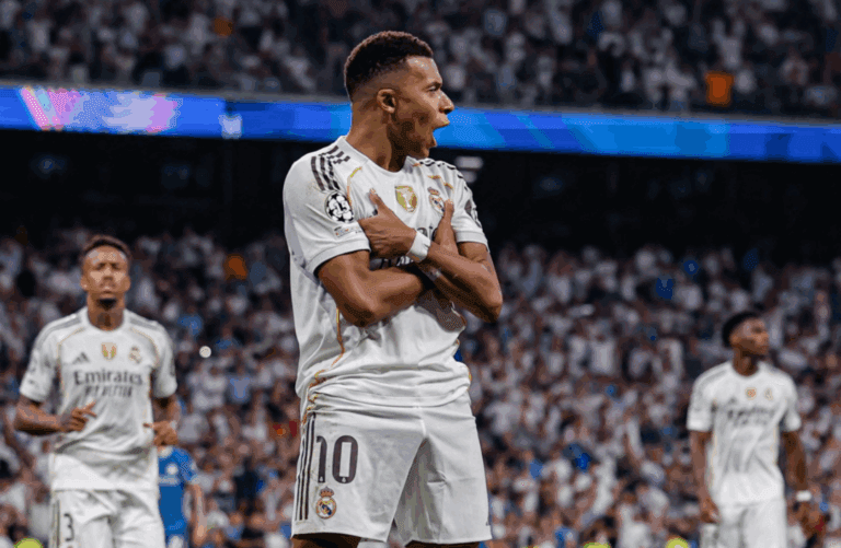 Eleito melhor do mundo pelo Onze d’Or, Mbappé fala sobre estudo fora do campo: ‘Quero entender o jogo’